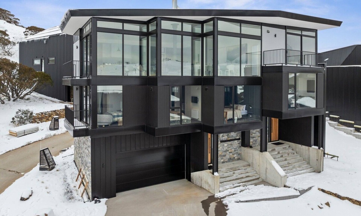 Hotham Heights Ski Chalet | Kicking Horse - Mt Hotham