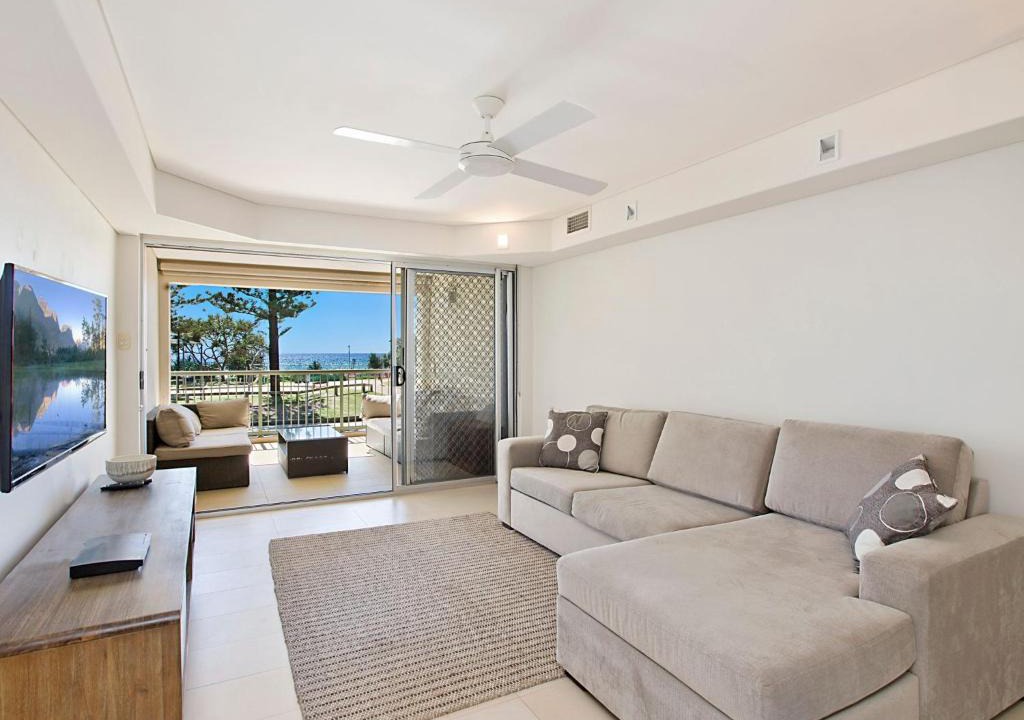 Kingston Court Clubs Cafes Restaurants | Coolangatta