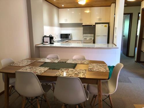 Kingston Apartment | Kingston Pines