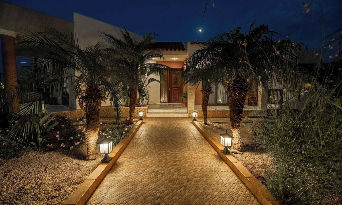 Archangelos Villa | Kira's Lovely Villa Massari