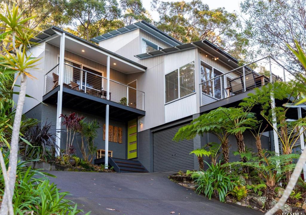 Hyams Beach House | Koru at Hyams Beach