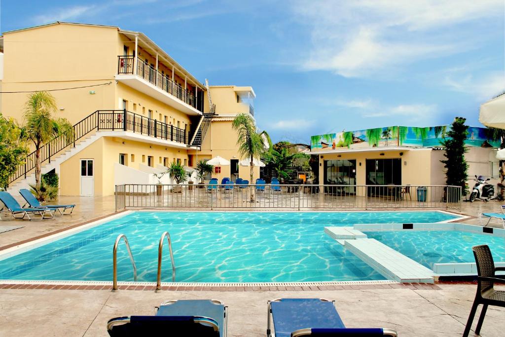 Alikanas Hotel | La caretta