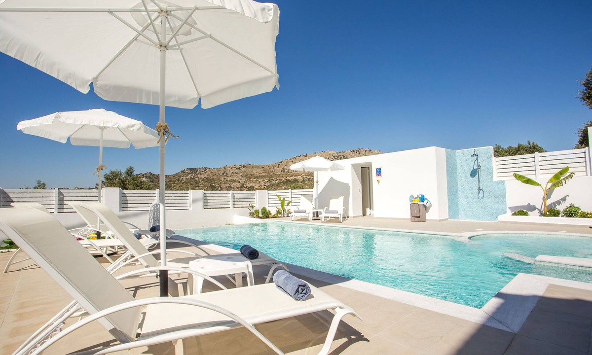 Faliraki Villa | La Casa Del Amor