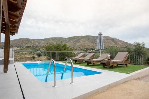 Kalyvia Thorikou House | Lagonisi Olive Retreat