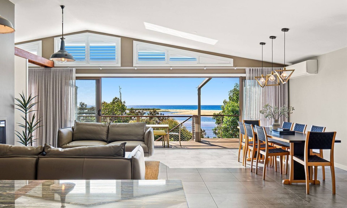 Wallaga Lake House | Lake View Luxury Wallaga Lake - 21 Lakeview Drive