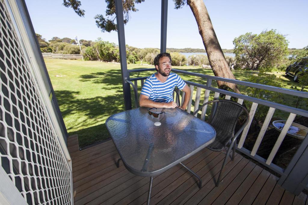 Waterhouse Resort | Lakeside Tourist Park