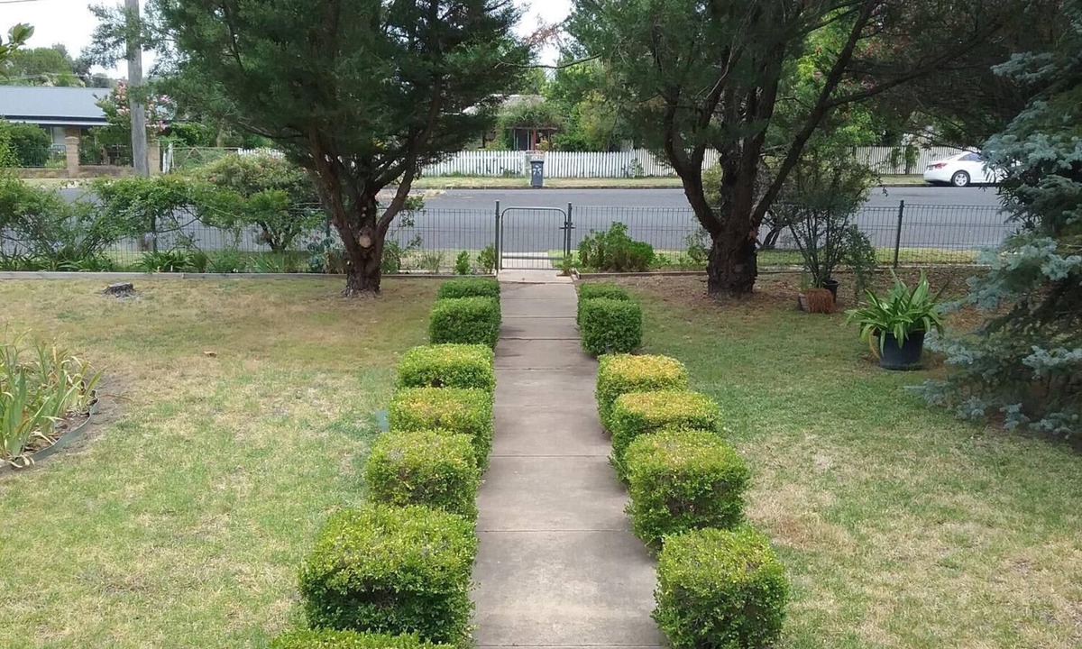Coonabarabran House | Langley Cottage B & B