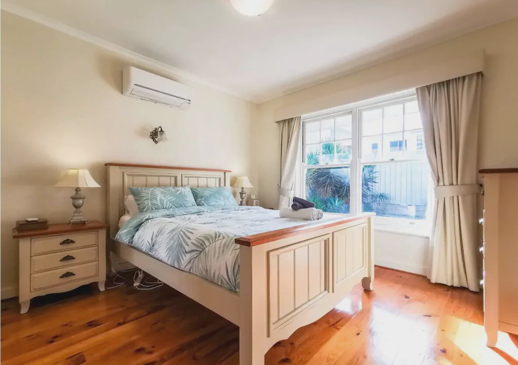 Glenelg North House | Lapin Castle in Glenelg North♥Sea&River✔