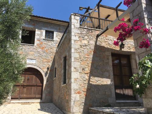 Sampatiki Villa | Leonidio Stone House
