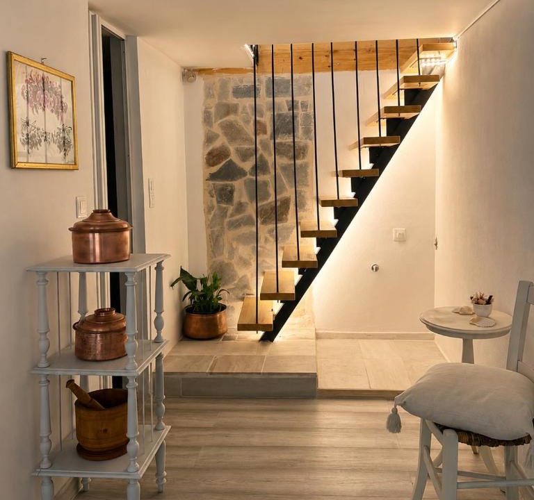 Vourliotes House | Lichno Spirit