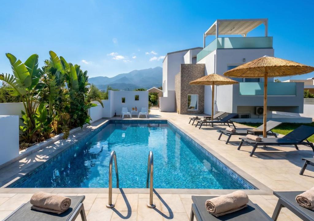Zipari Villa | Lilu Villa 1 with Private Pool and Seaview