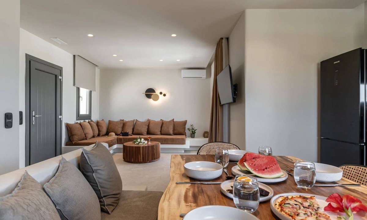 Maragas Villa | Lithia Exclusive Villas