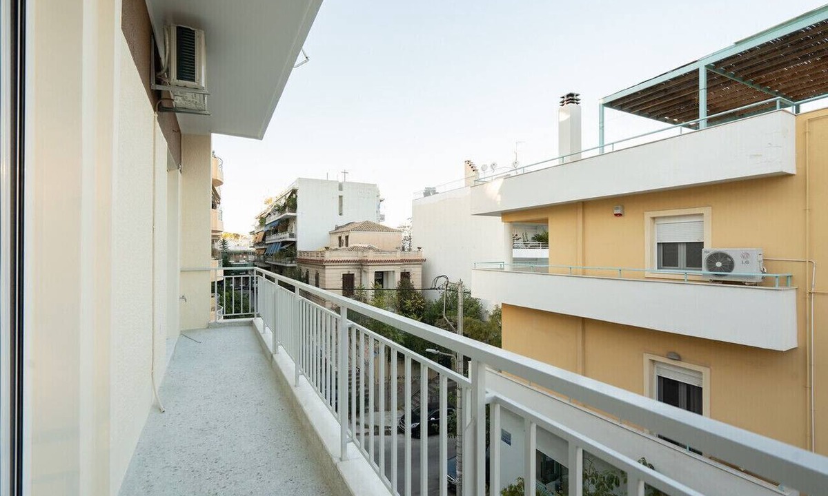 Athens Apartment | LIV - Captivating Apartment in Pagrati