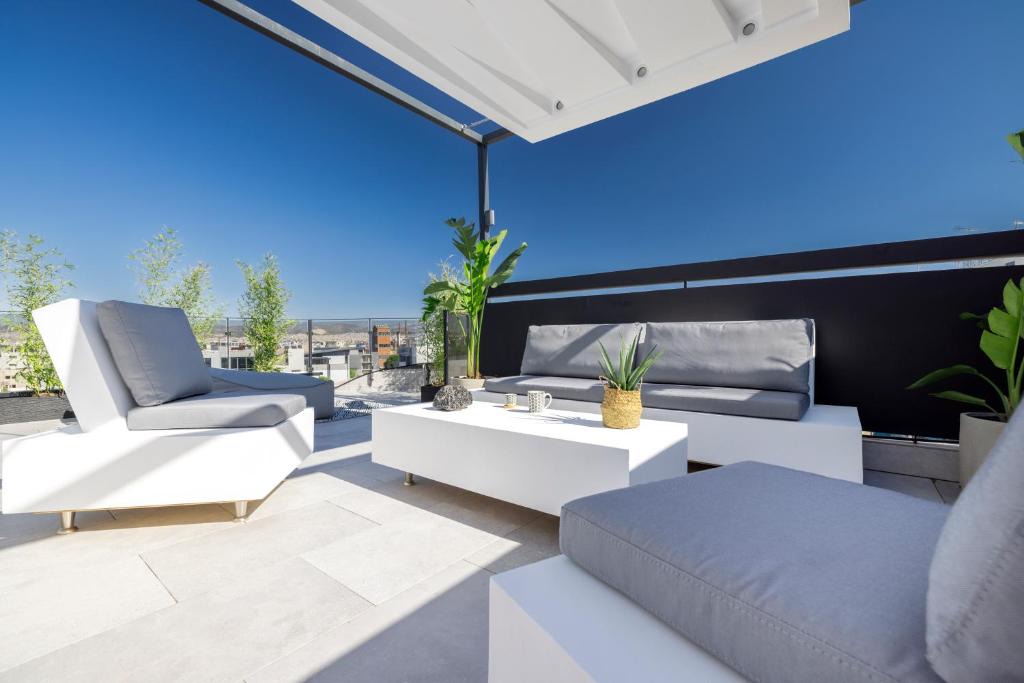 Thissio Apartment | Live Your Myth Rooftop in Historic Thissio