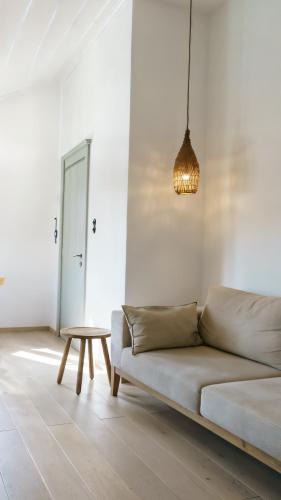 idhra Apartment | LIVIN Hydra Duplex Suite