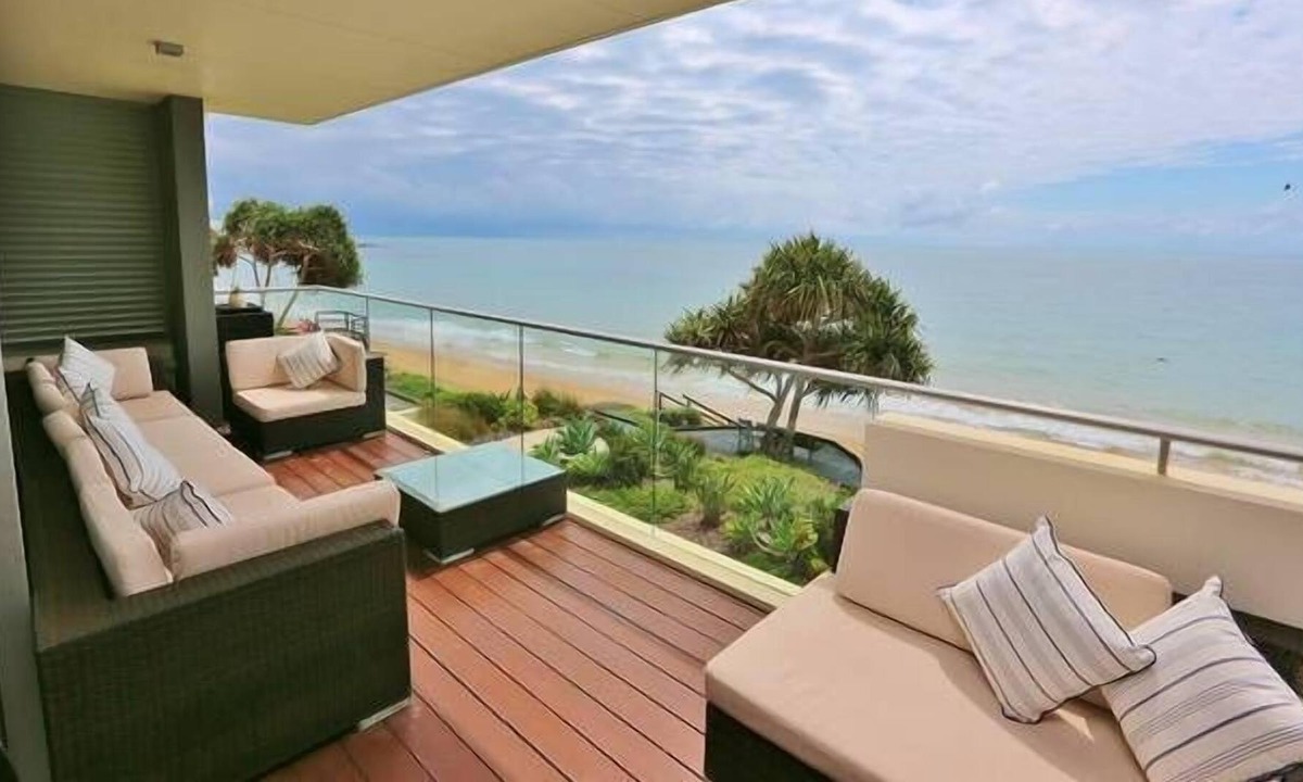 Bargara Apartment | Living Gorgeous beach