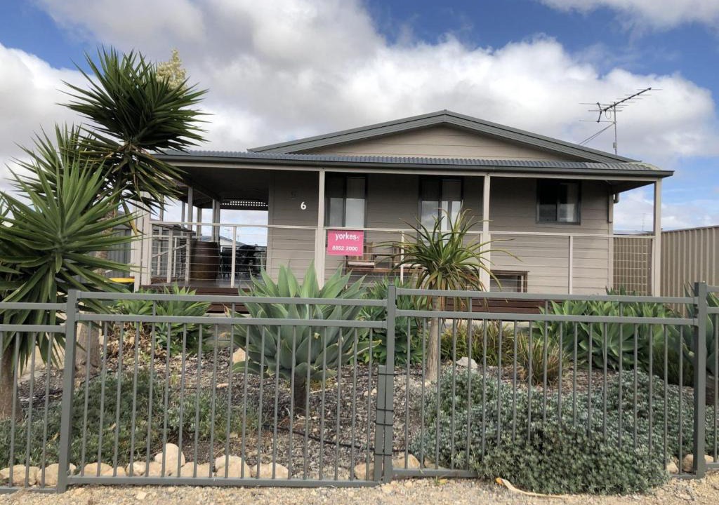 Para Wurlie House | Livnthadream - Point Turton