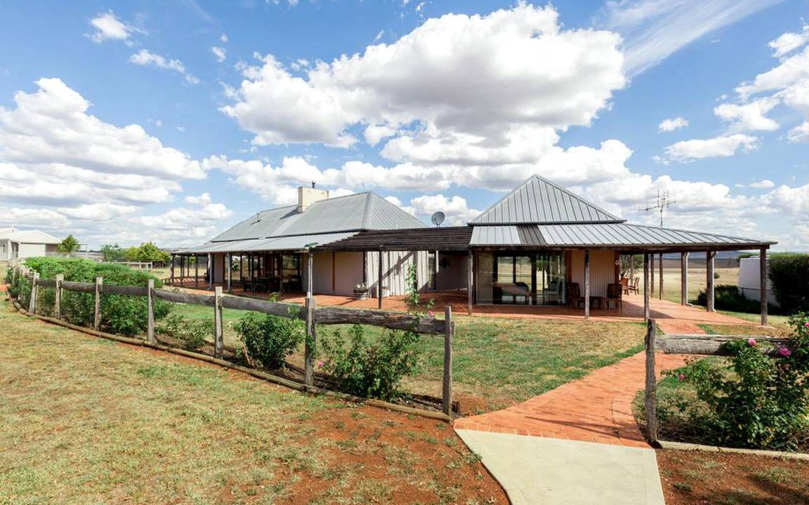 Gulgong Cabin | Lodge ∙ 1 bedroom ∙ 3 guests