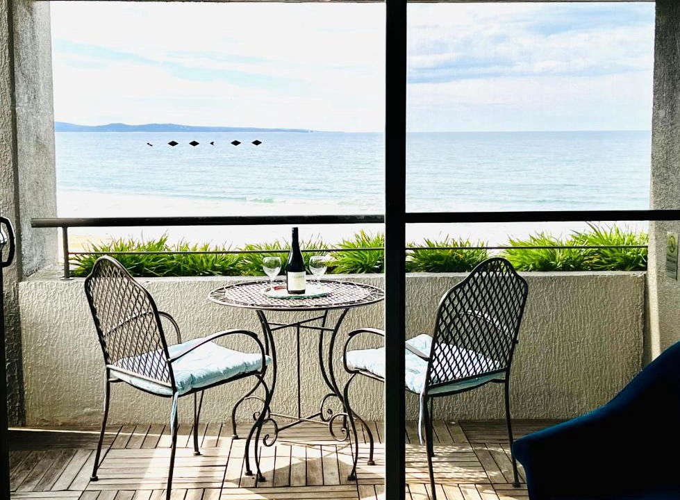 Lorne Apartment | Lorne beach views at the cumberland