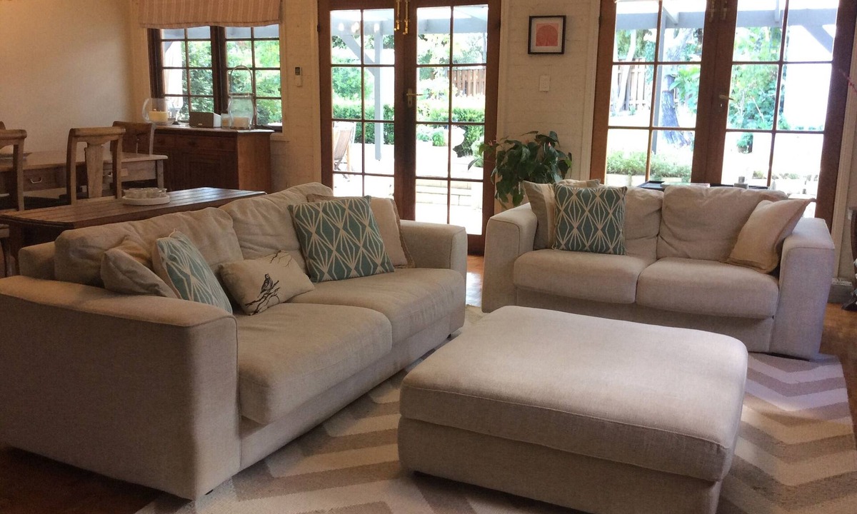 East Tamworth House | Lovely East Tamworth Home - Country Music Festival