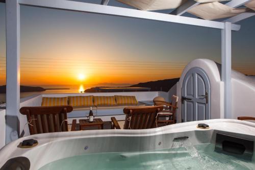 Imerovigli Apartment | Luna Rossa Santorini