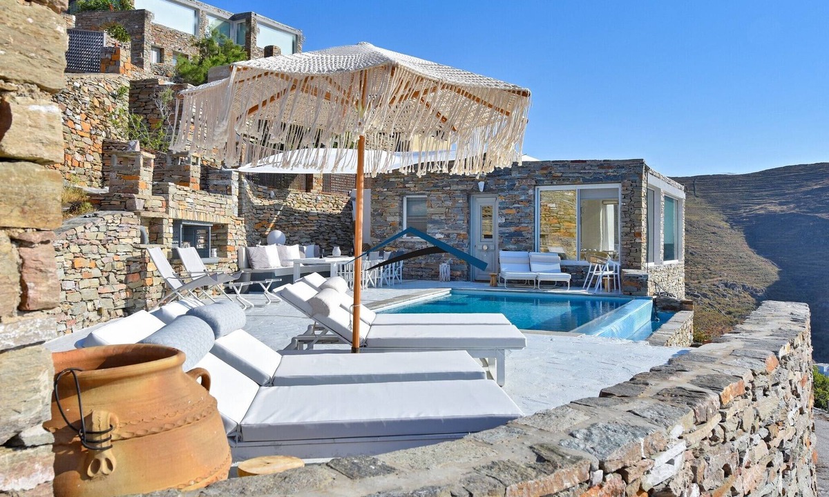Korissia Villa | Luxurious Villa Luna with a swimming pool and a fantastic sea and sunset view