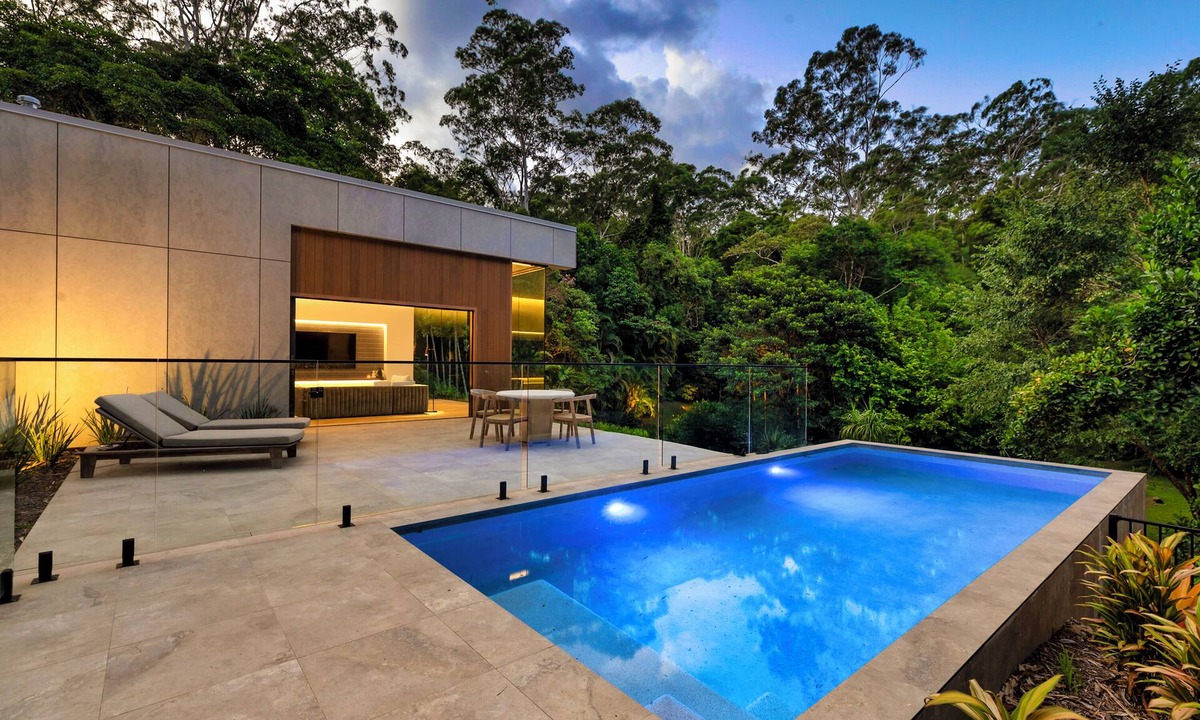 Doonan House | Luxury Rainforest Retreat near Noosa, perfect for groups and big families!