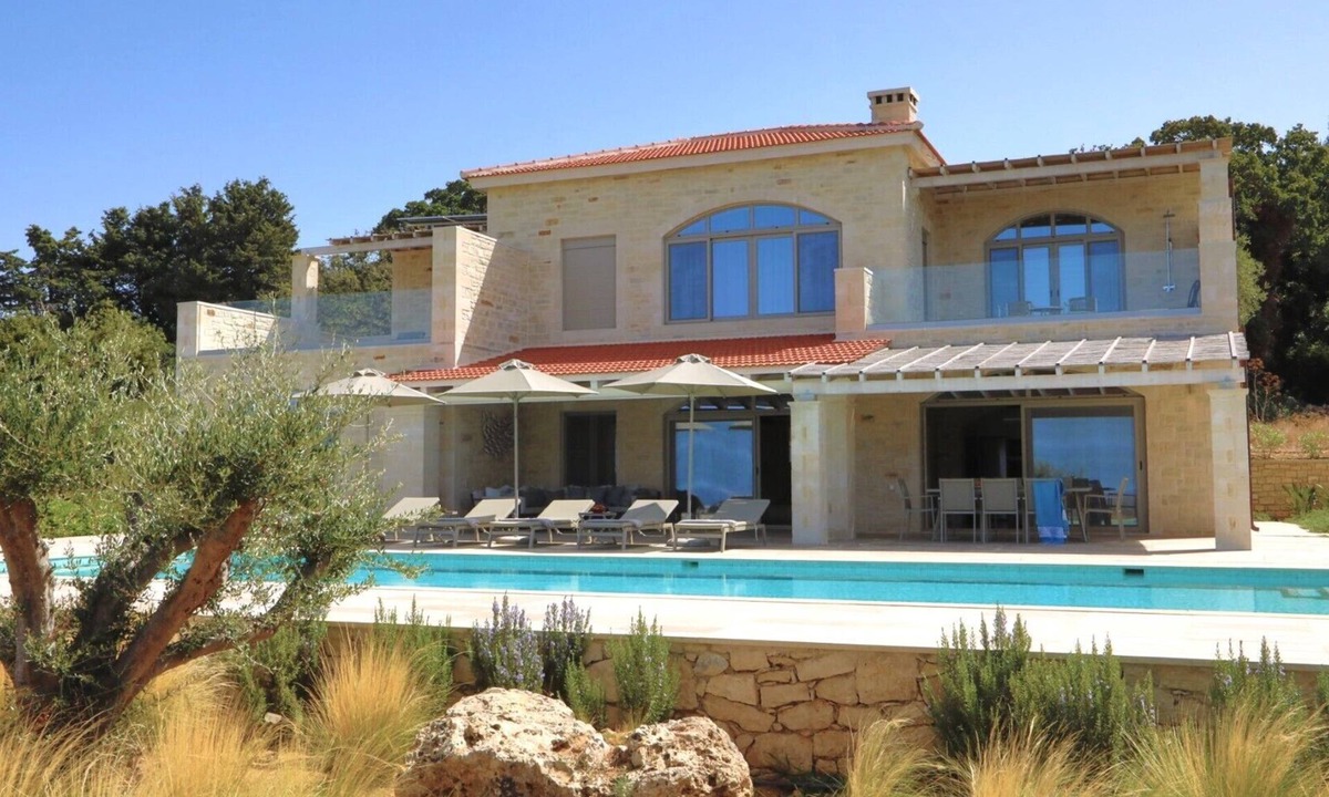 Atsipópoulon Villa | Luxury villa with a fantastic view, the pool can be heated