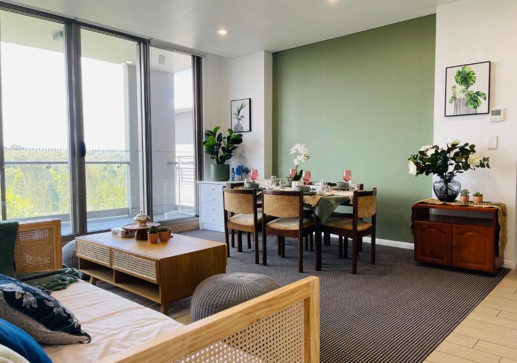 Macquarie Park Apartment | Macquarie University Green Space