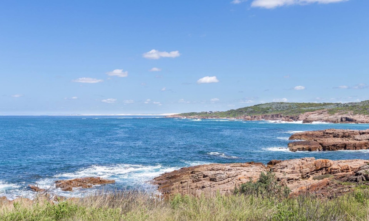 Boat Harbour House | Maestral II, 27a Richardson Ave - 290 metres from the waters edge , Air Con