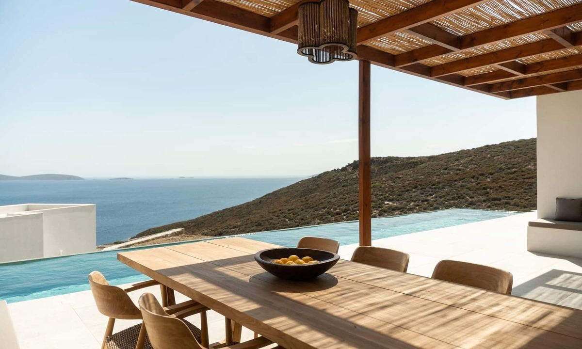 Skiros Villa | Magnificent Skyros Villa | Villa Notos | 4BDR | Breathtaking Sea Views |.