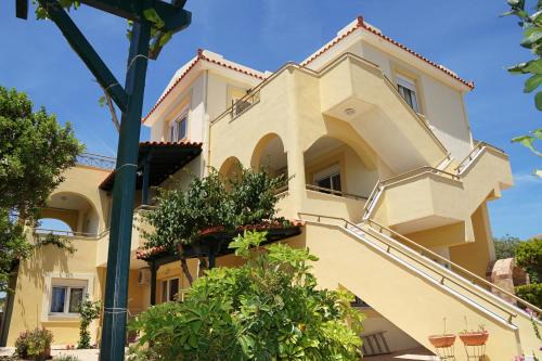 Agia Ermioni Apartment | Manos