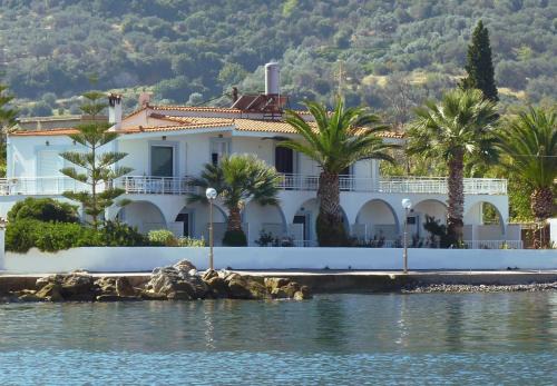 Paralia Kallonis Apartment | Manthos Sea View