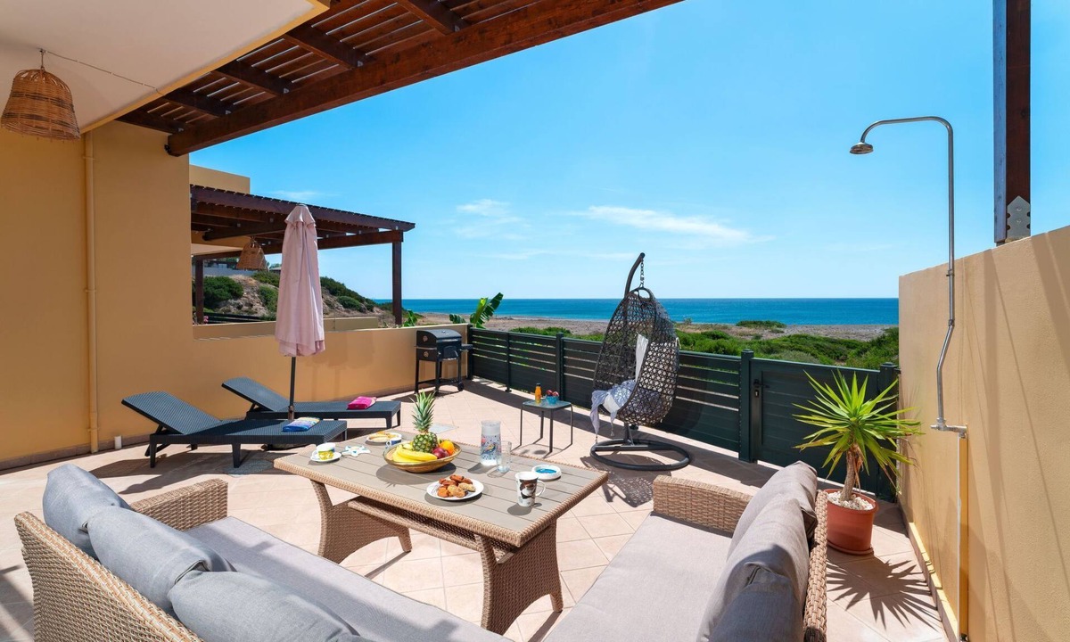 Lahania House | Mare Blu 1 am Strand by Interhome