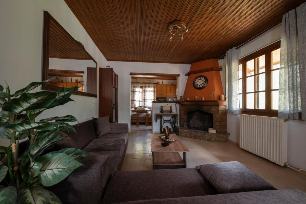 Ormos Agiou Ioannou House | Marin Holiday