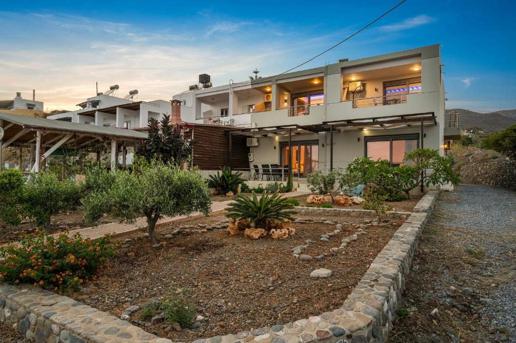 Diskos Villa | Marina apartments