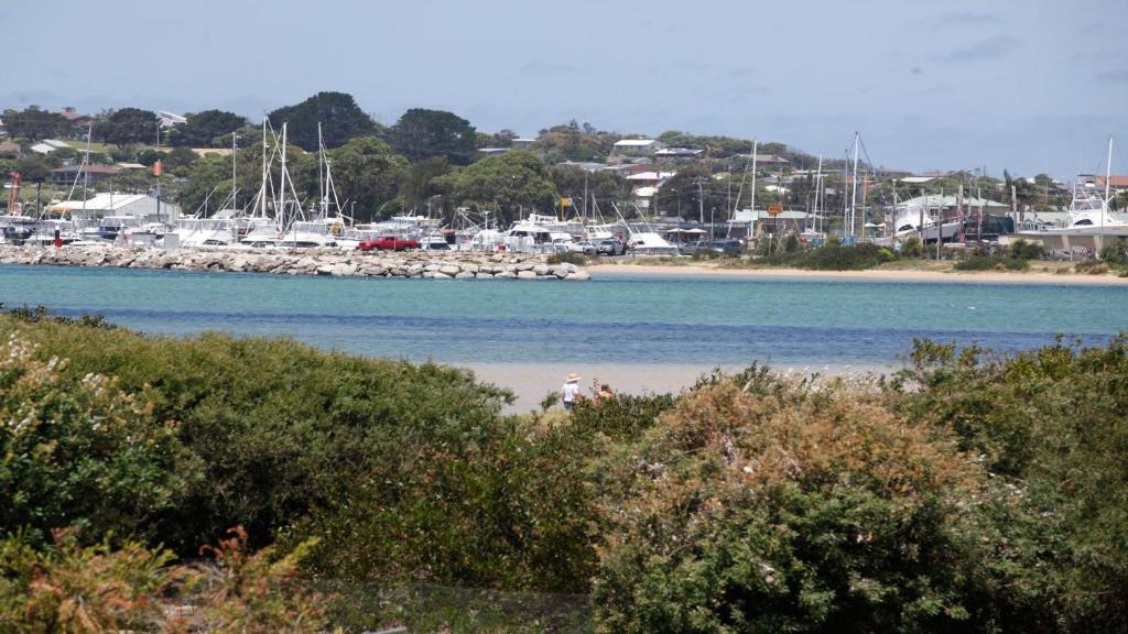 Bermagui House | Marlin Waters Unit 2 walk to beach and river Bermagui