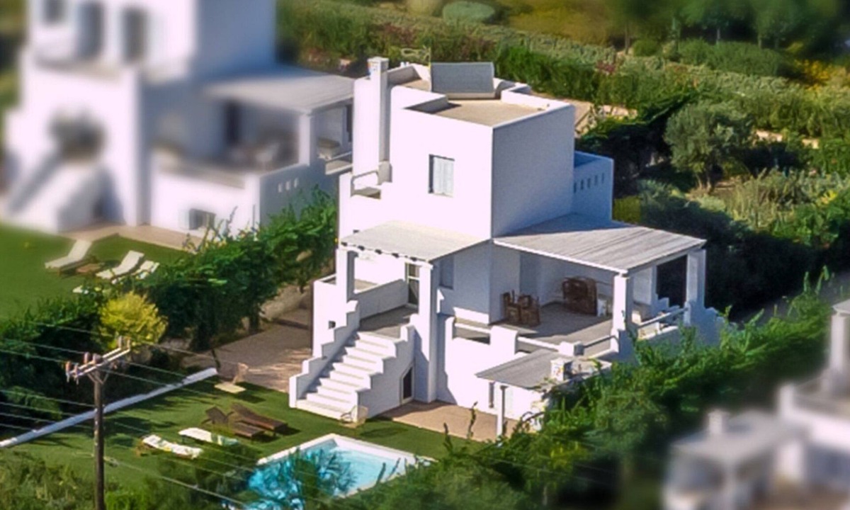 Naxos Villa | Marvelous Naxos Villa | 4 Bedrooms | Villa C2 | Spacious Outdoor Area