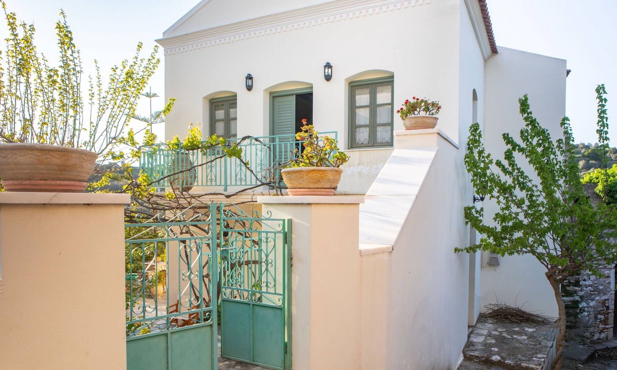 Naxos Villa | Matakia Mansion in Potamia