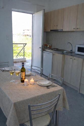Neapoli Apartment | Memories Studio