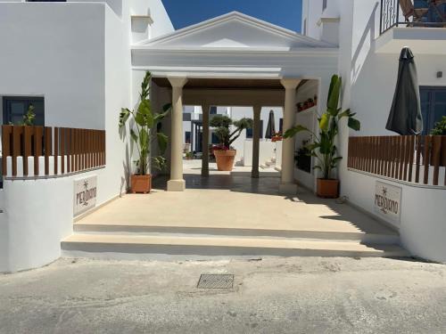 Parikia Hotel | Meridiano