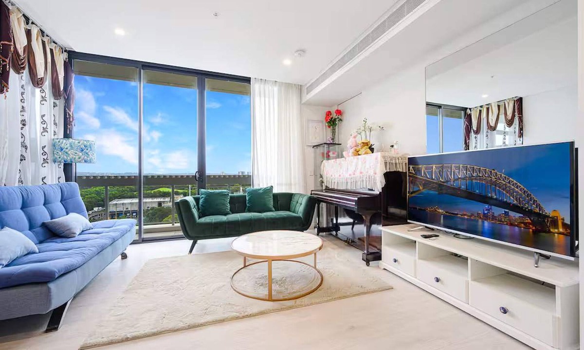 Lidcombe Apartment | Metawisebnb Executive 2-bedroom Stadium View Apartment W Parking