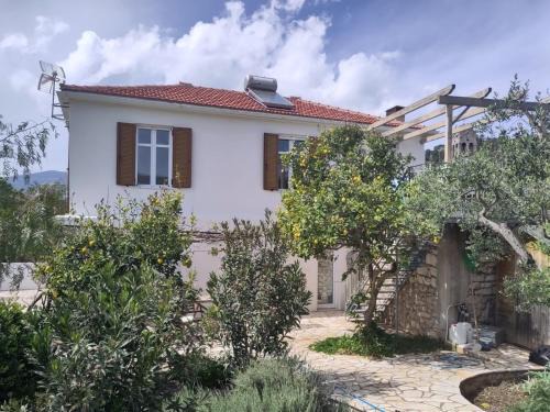 Vathy Villa | Metropolis Villa