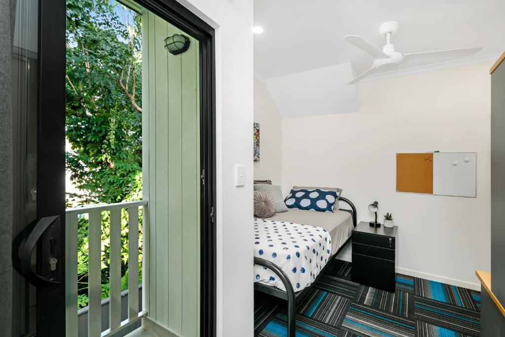 Parramatta Park Hostel | MiHaven Shared Living - Pembroke St