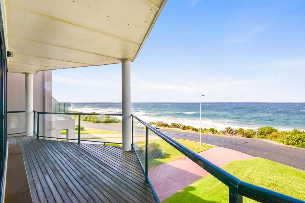 Hayborough House | Million Dollar Sea Views