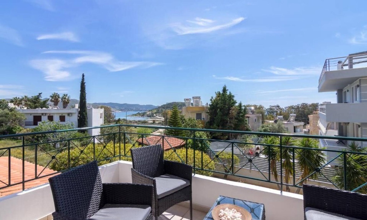Anavyssos Apartment | Modern Sea View Apartment with Balcony