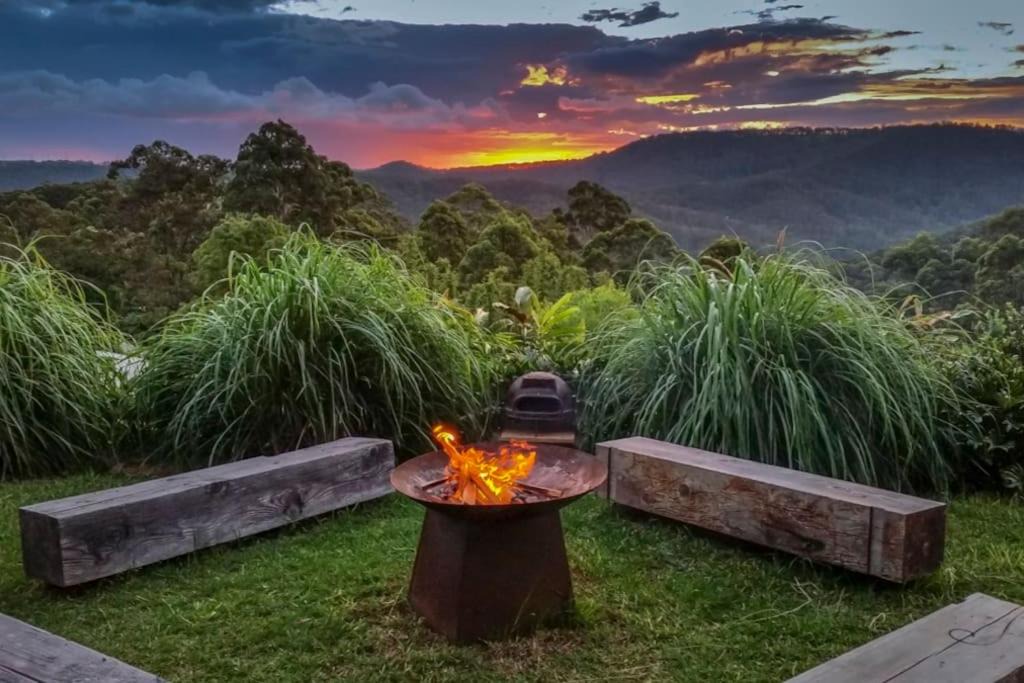 Wongawallan House | Mountain View Escape