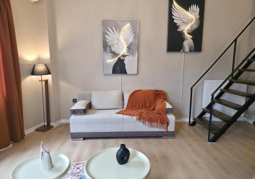 Kastoria Apartment | Mura Central Luxury Loft