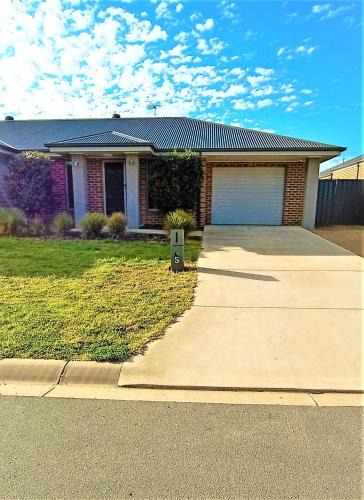 Thurgoona House | My Abode in Albury