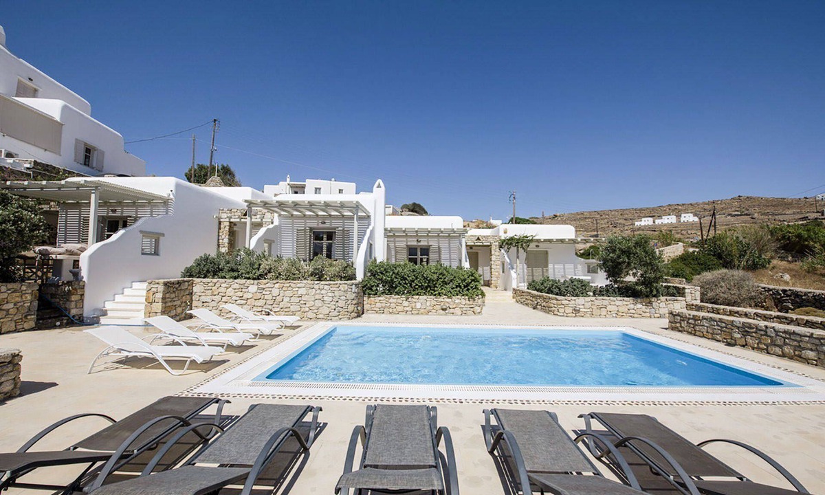 Ornos House | My Rental Homes - Marvi House with shared pool